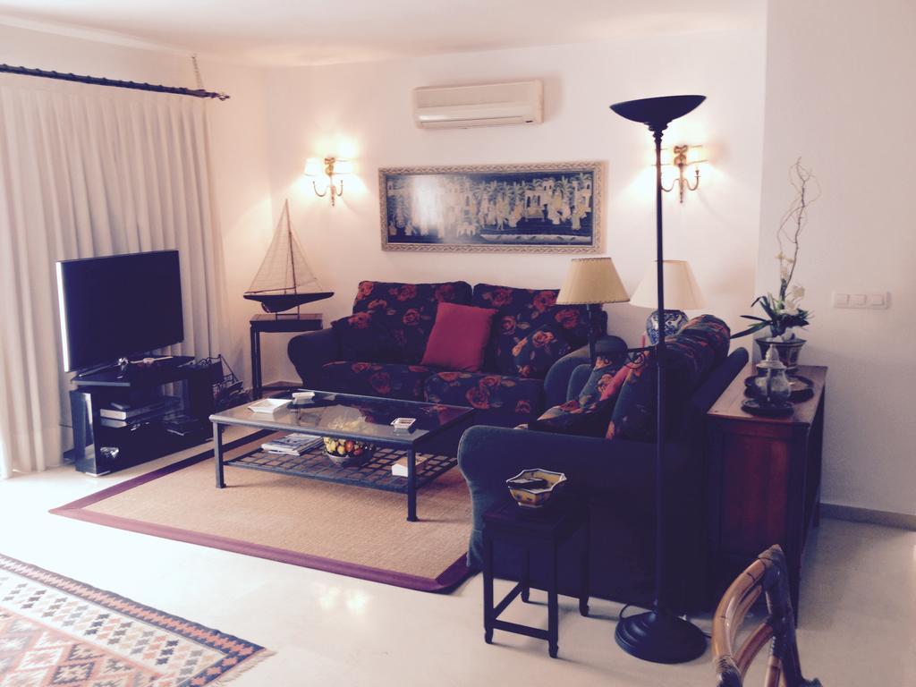 Dominion Apartments Estepona Rum bild