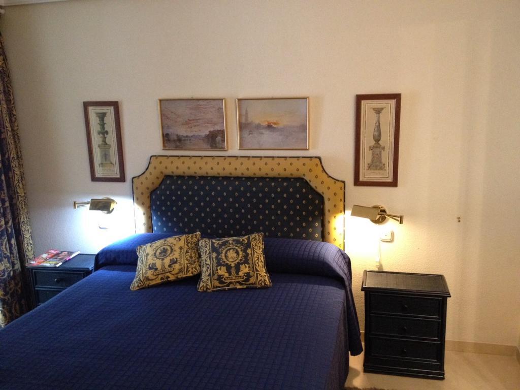 Dominion Apartments Estepona Rum bild