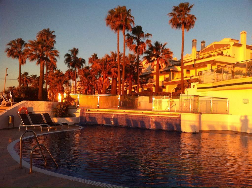 Dominion Apartments Estepona Exteriör bild