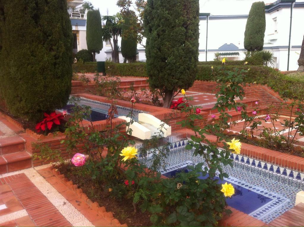 Dominion Apartments Estepona Exteriör bild