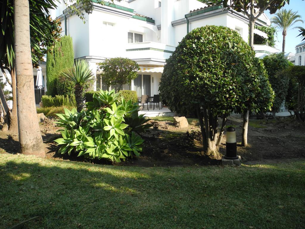Dominion Apartments Estepona Exteriör bild